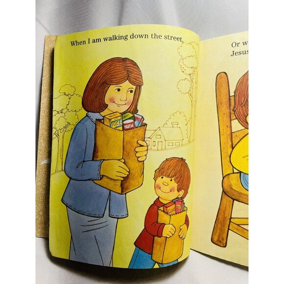 Jesus Loves Me All The Time, A Happy Day Book Vintage Children's Hardcover - Picture 11 of 12